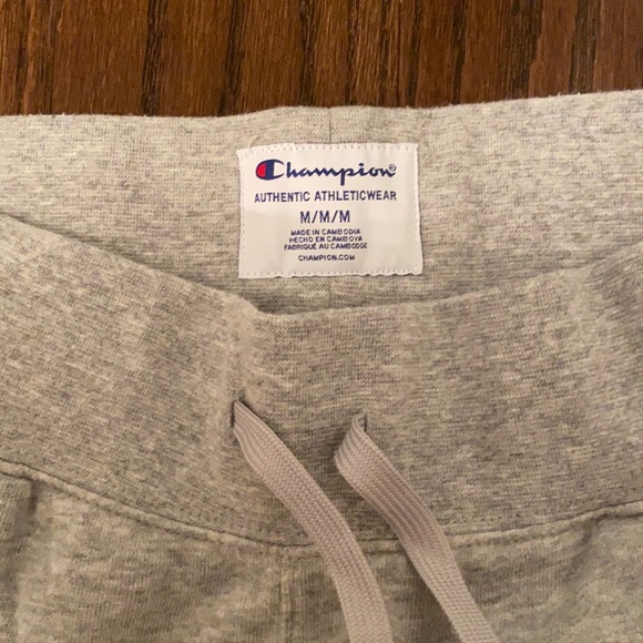 Champion jogging pants in size womens medium. Light grey - Picture 4 of 5